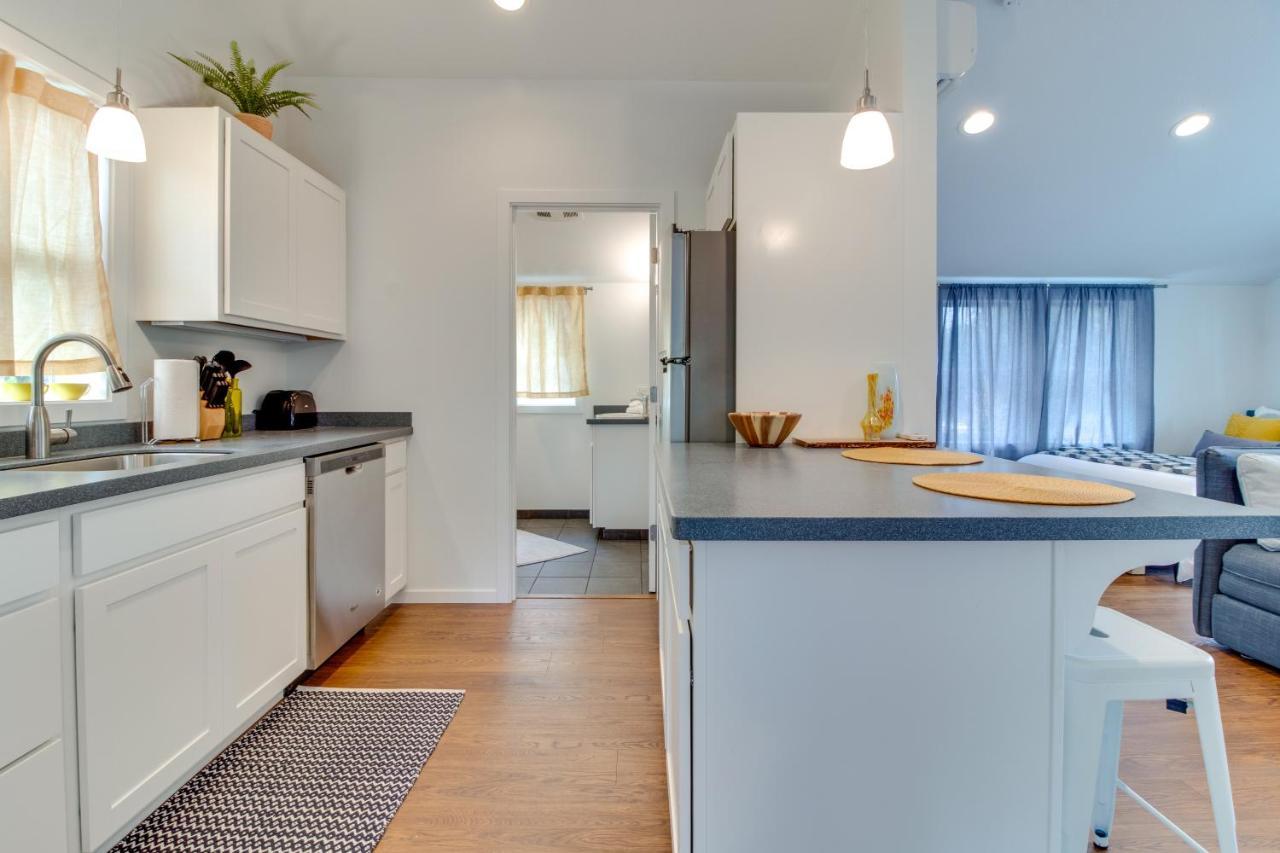 New Portland Neighborhood Studio Exterior photo